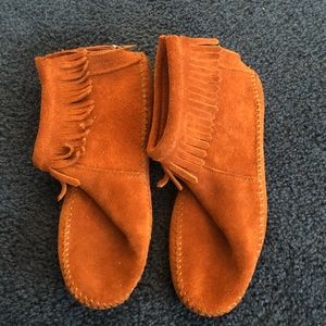 Minnetonka Booties
